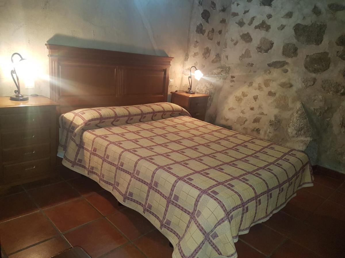 Casa Rural El Molino I San Bartolomé de Pinares Exteriör bild