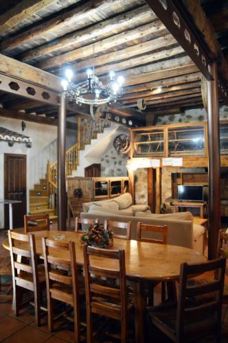 Casa Rural El Molino I San Bartolomé de Pinares Exteriör bild